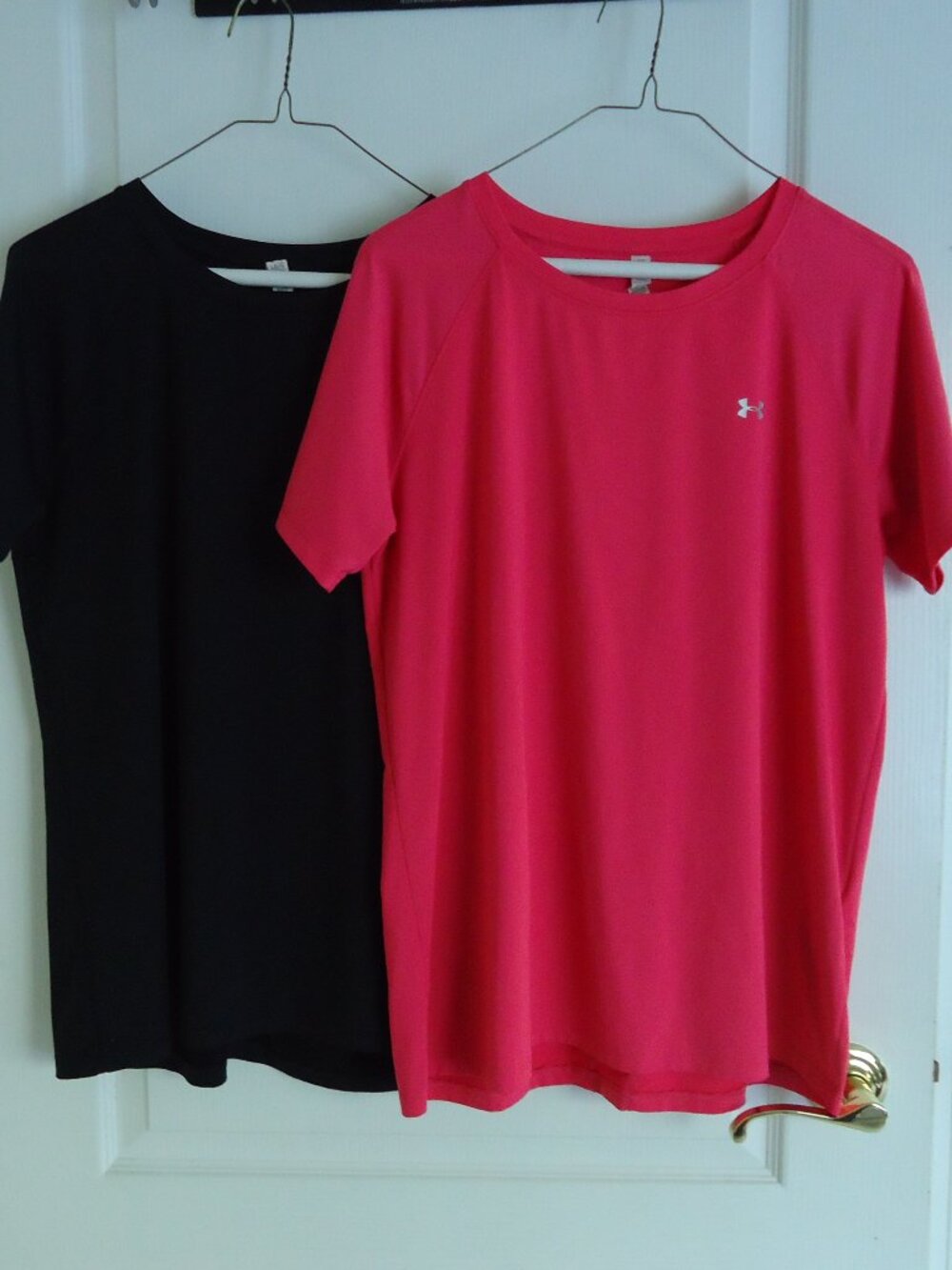 Under Armour Shirt L Lot of 2
